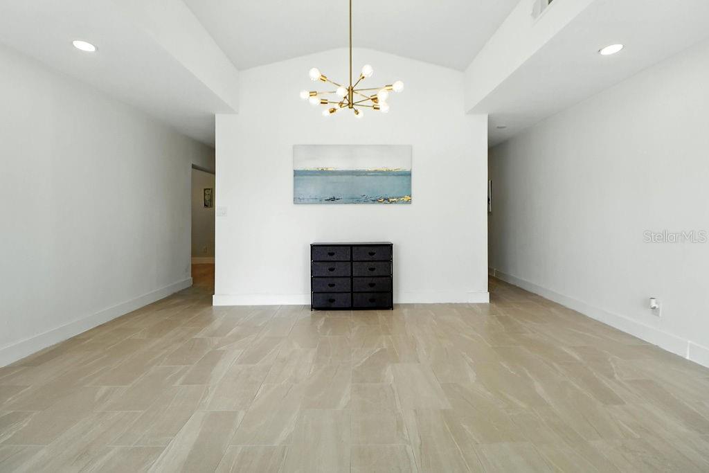 Image 4 of 54 For 5048 43rd Street S