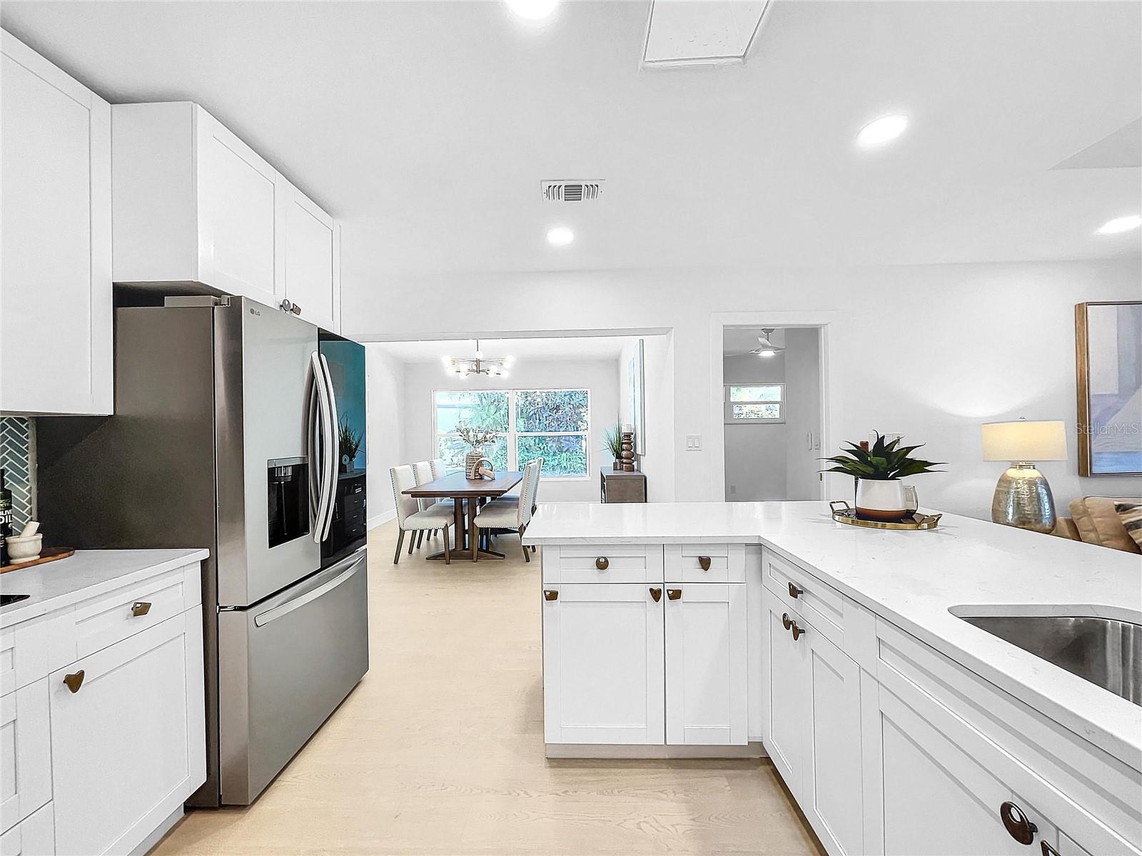 Image 5 of 54 For 5048 43rd Street S