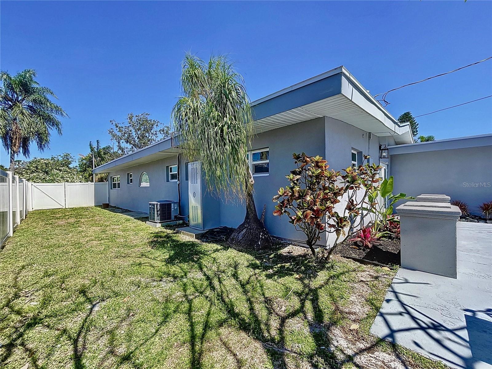 Image 50 of 54 For 5048 43rd Street S