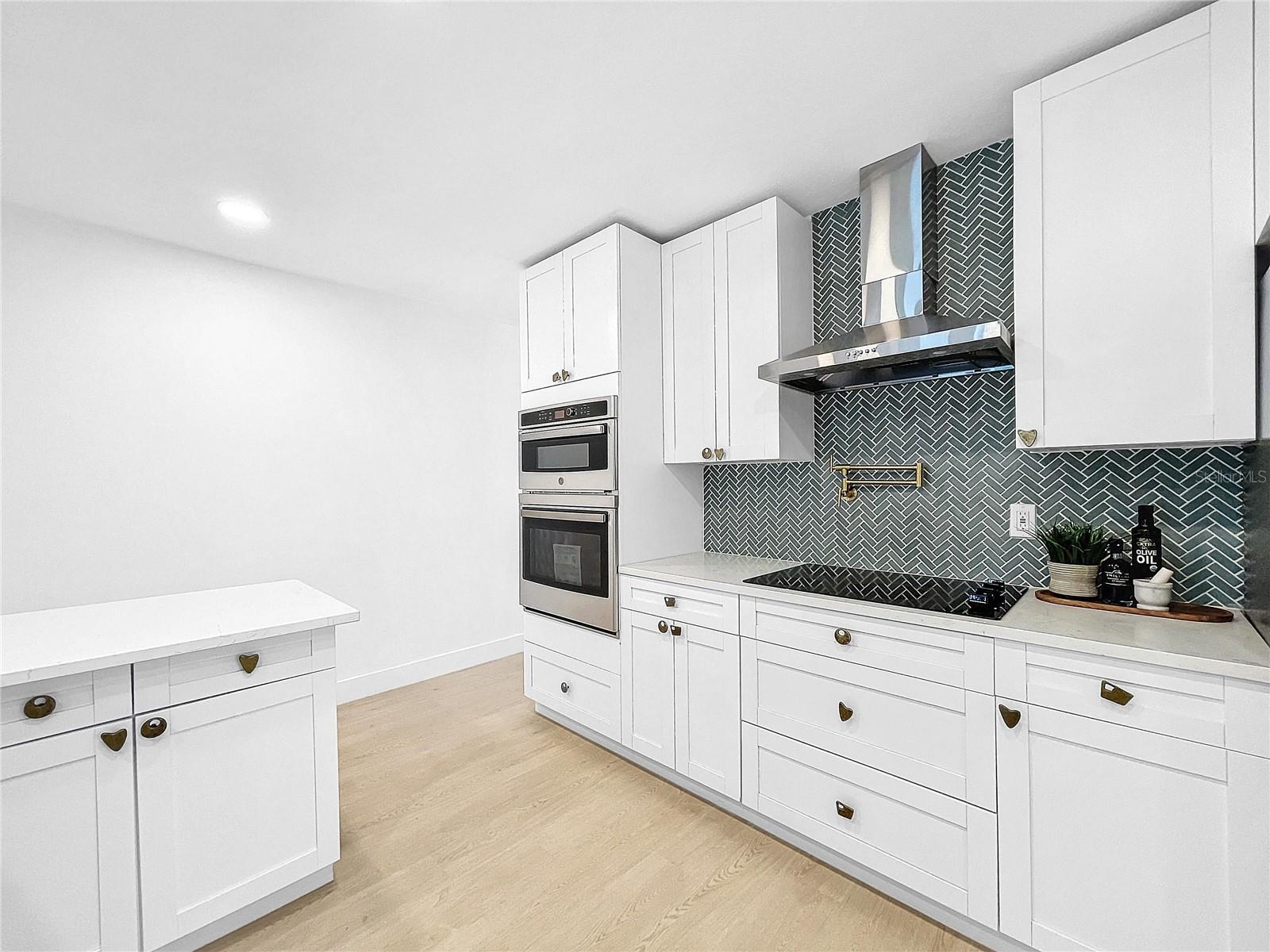 Image 7 of 54 For 5048 43rd Street S