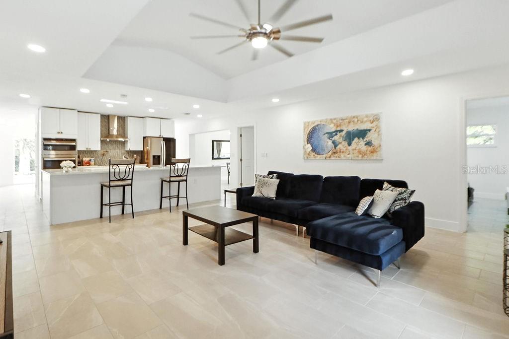 Image 9 of 54 For 5048 43rd Street S