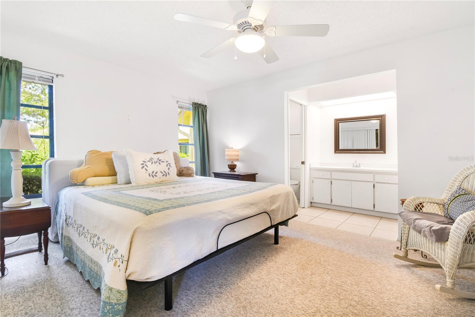 Image 10 of 30 For 2573 Oakleaf Lane 39a