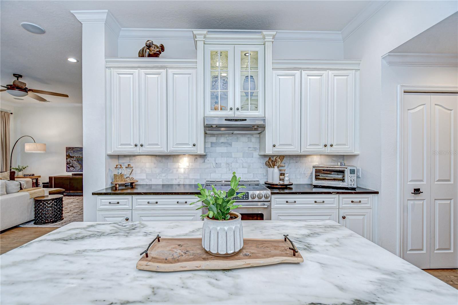 Listing photo id 20 for 10345 Green Links Drive