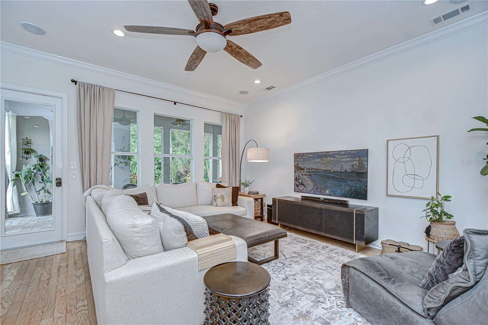 Listing photo id 25 for 10345 Green Links Drive