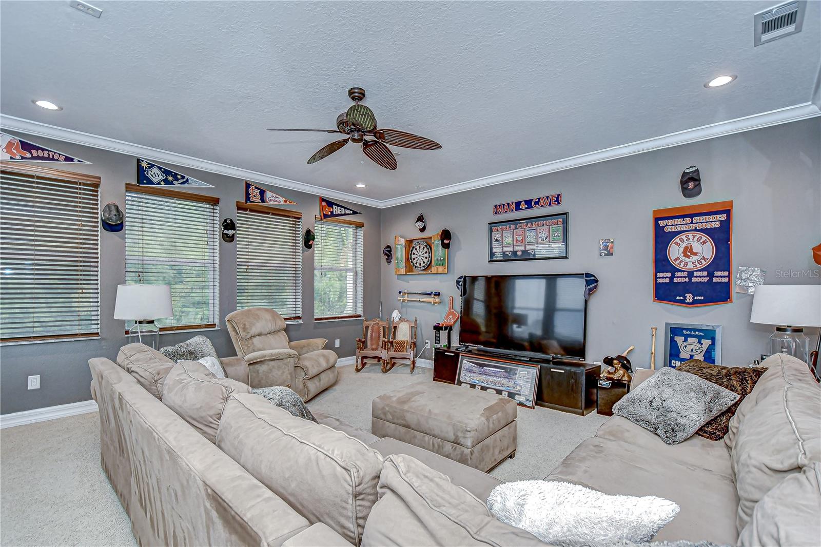 Listing photo id 52 for 10345 Green Links Drive