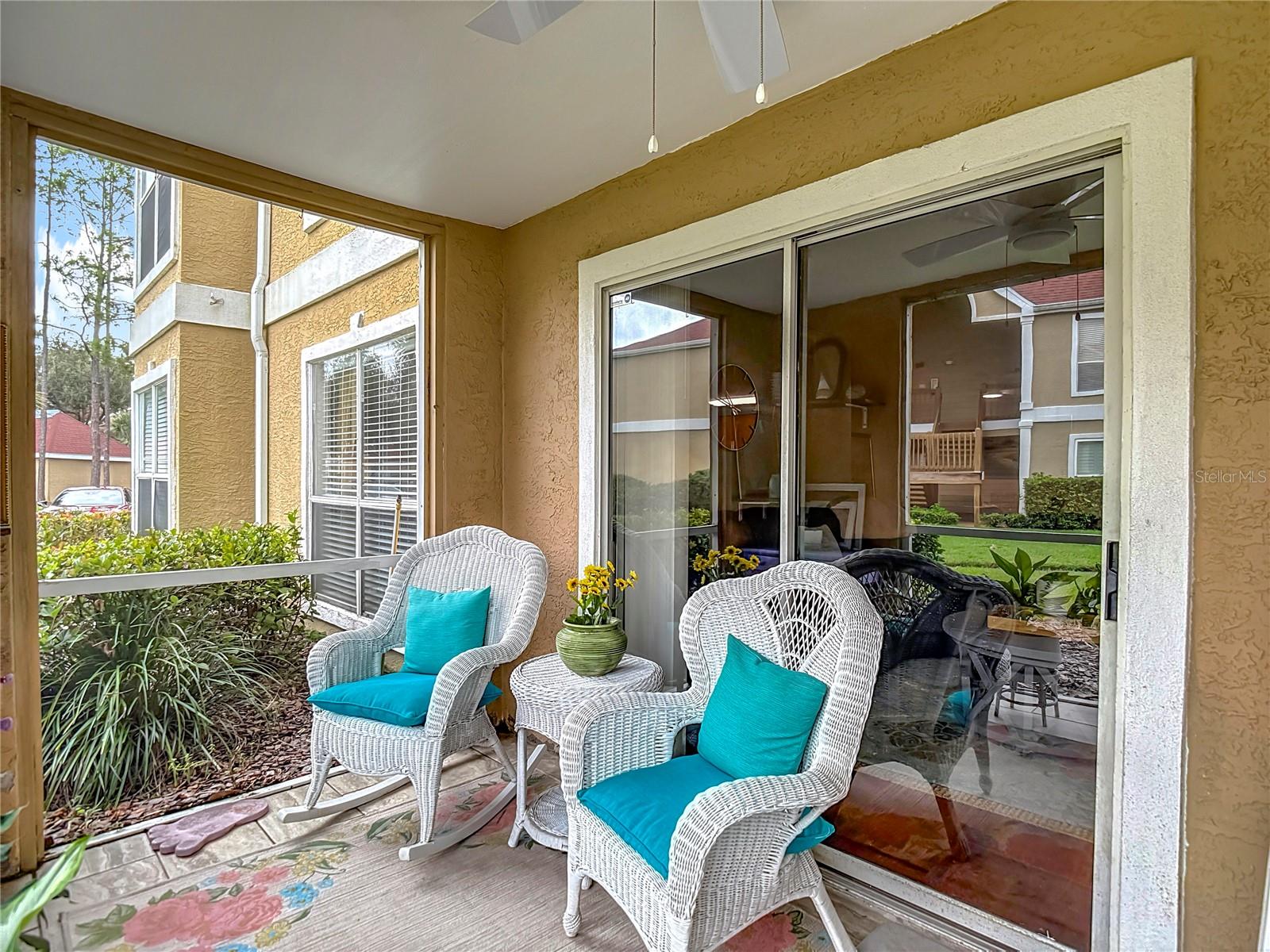 Image 17 of 32 For 9481 Highland Oak Drive 912
