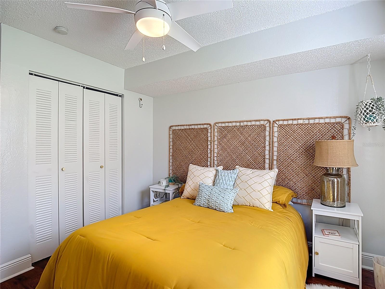 Image 24 of 32 For 9481 Highland Oak Drive 912