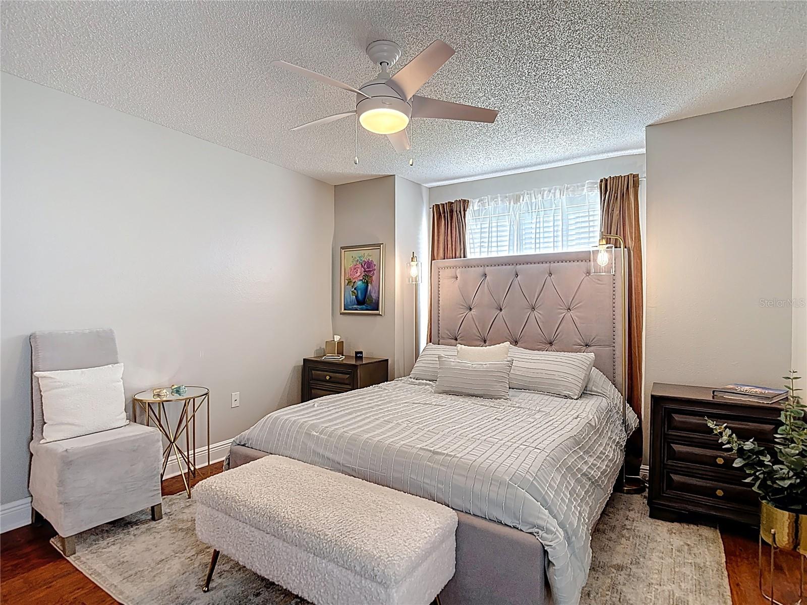 Image 26 of 32 For 9481 Highland Oak Drive 912
