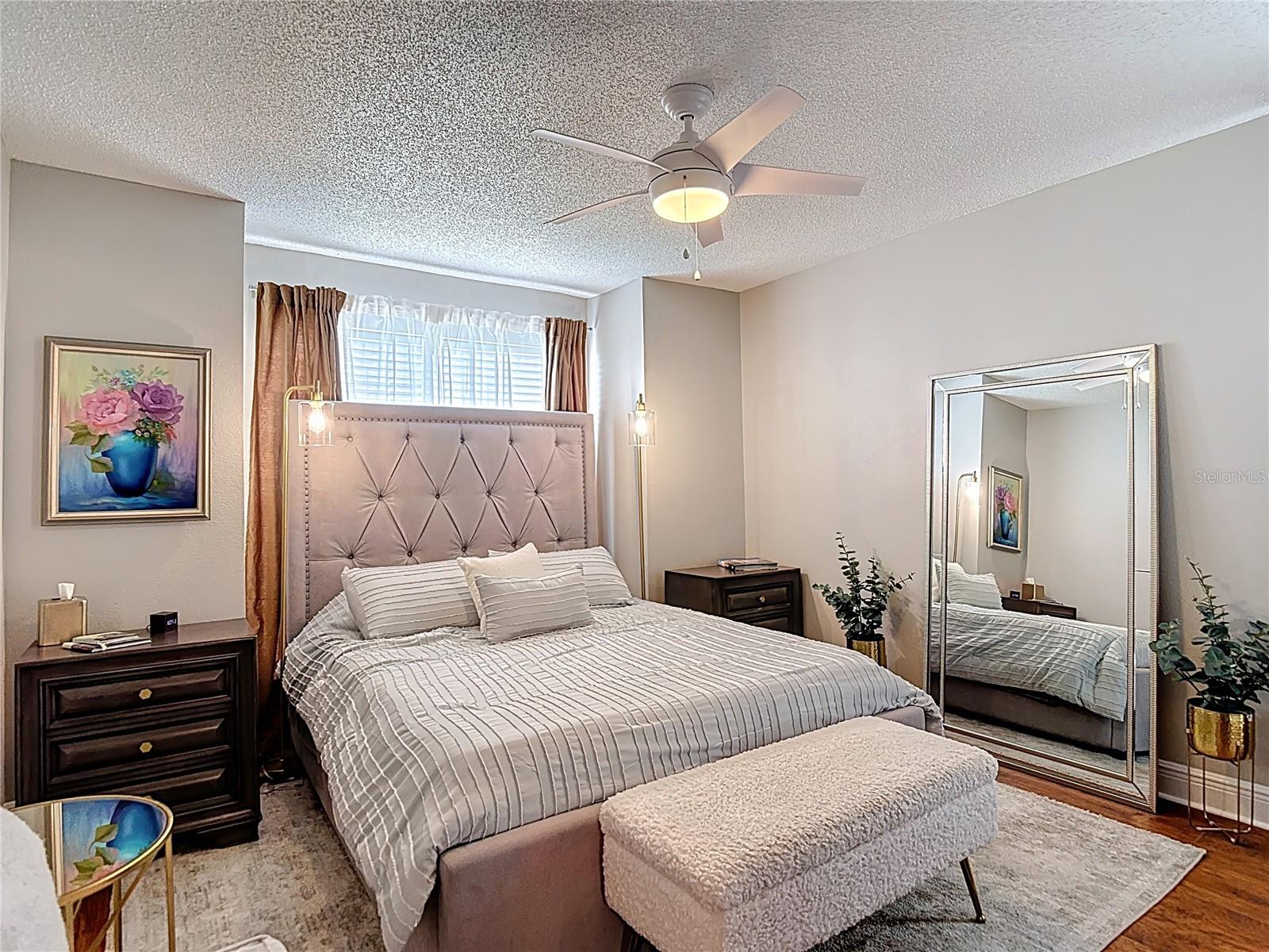 Image 7 of 32 For 9481 Highland Oak Drive 912