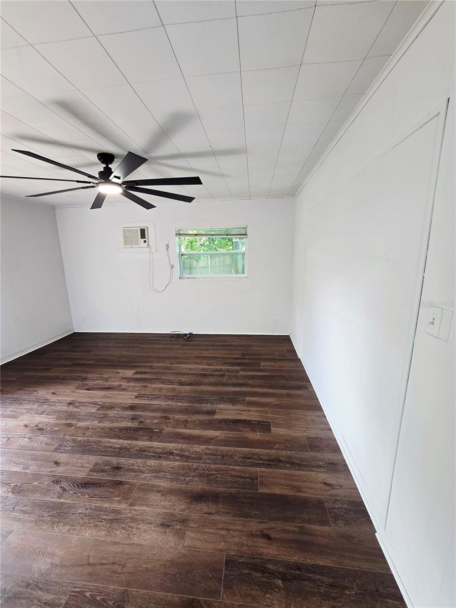Image 4 of 13 For 1300 77th Avenue N