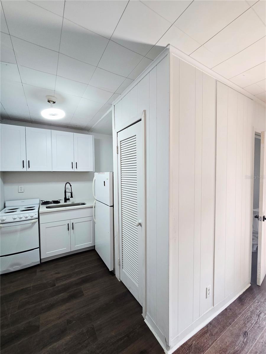 Image 7 of 13 For 1300 77th Avenue N
