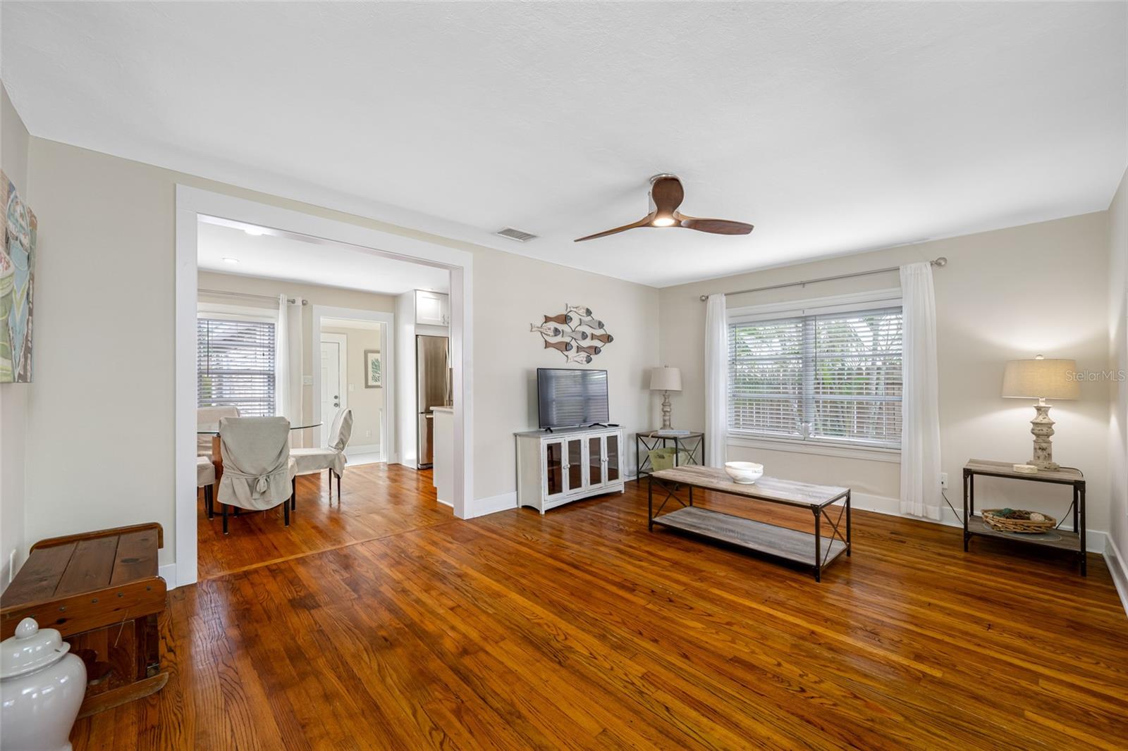 Image 12 of 52 For 3466 6th Avenue N