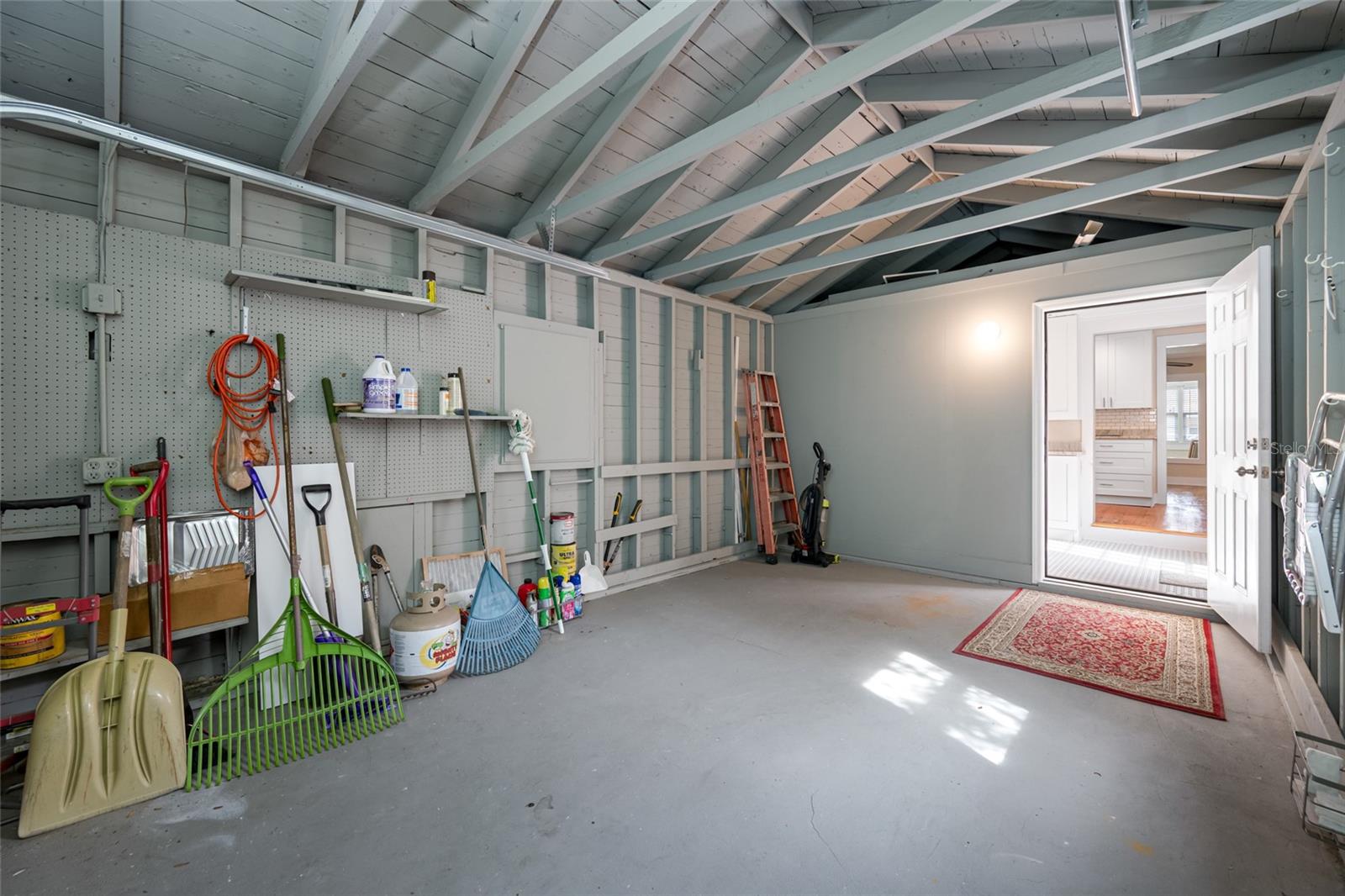 Image 47 of 52 For 3466 6th Avenue N
