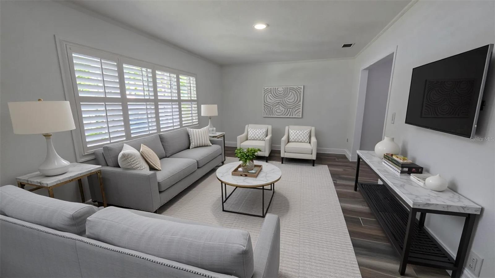 Image 6 of 15 For 4820 San Miguel Street