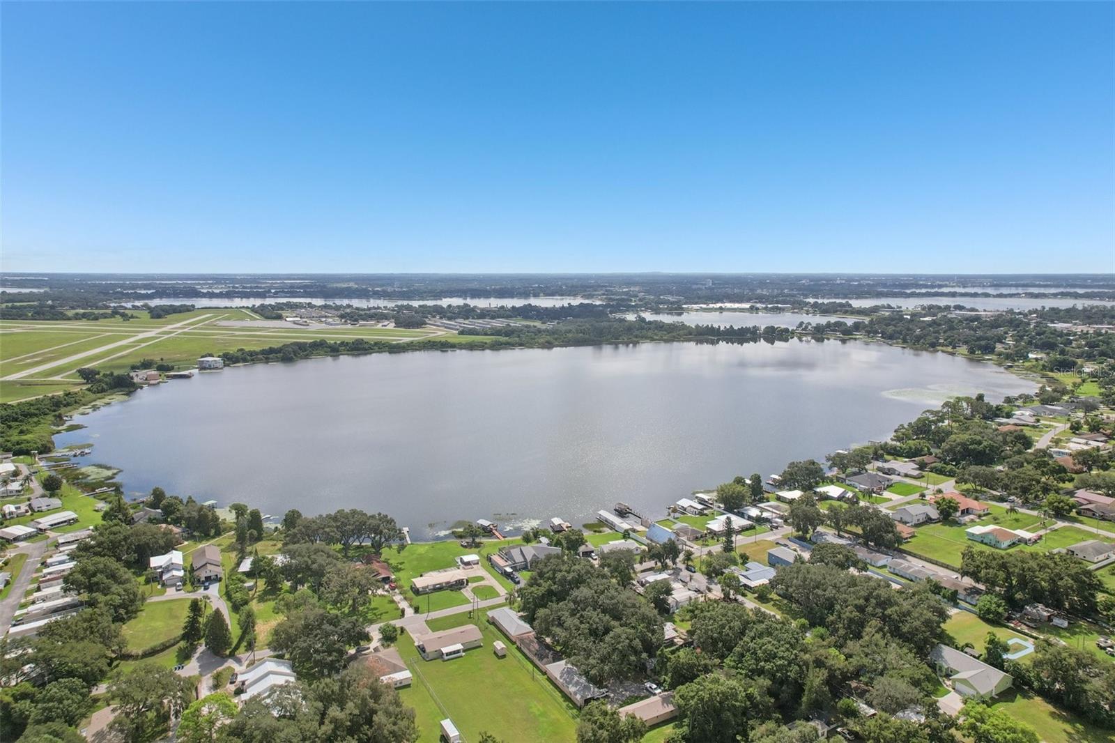 Image 15 of 18 For 757 Lake Jessie Drive