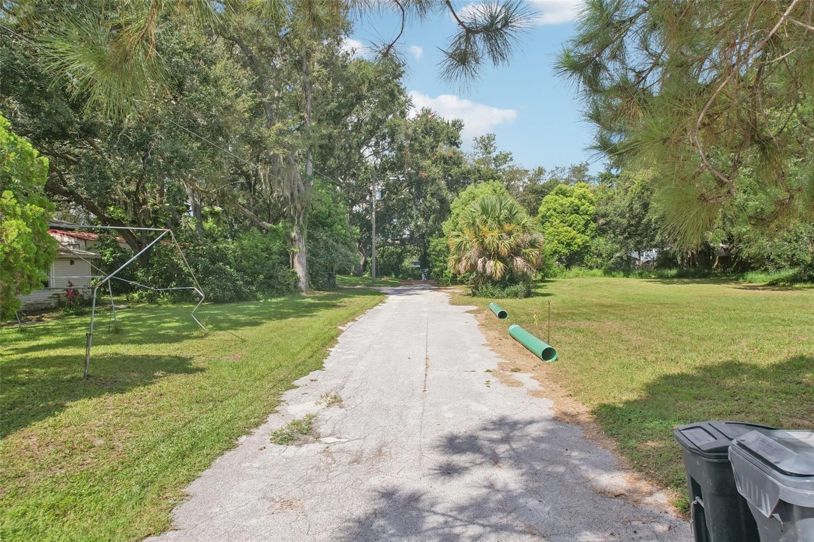 Image 7 of 18 For 757 Lake Jessie Drive