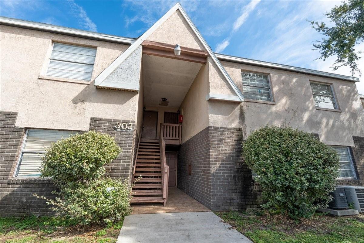 Details for 302 Whitehall Court 112, TAMPA, FL 33604