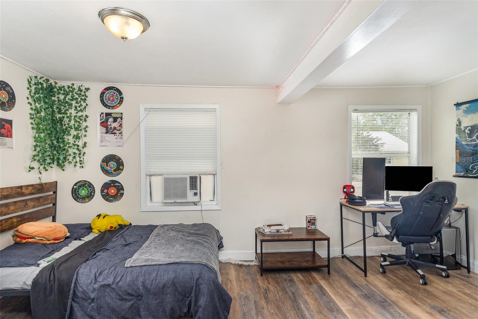 Image 12 of 26 For 211 8th Street
