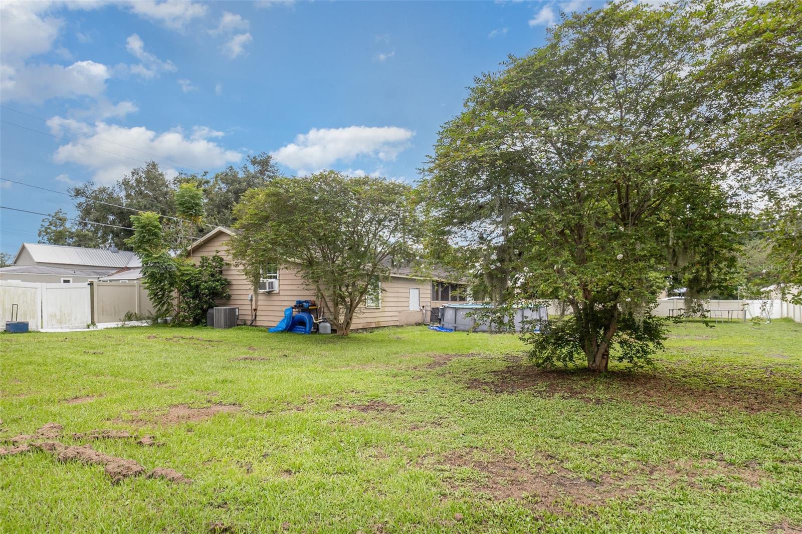 Image 28 of 29 For 211 8th Street