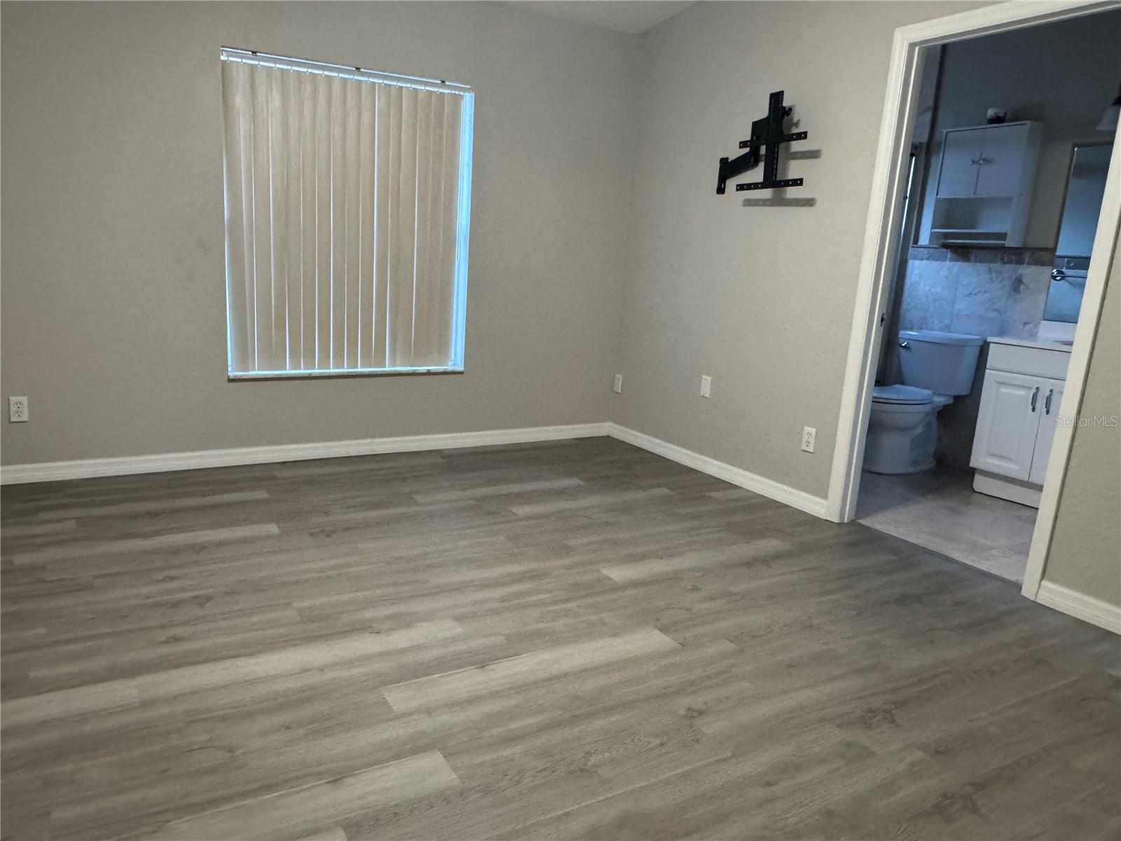 Image 15 of 18 For 4678 70th Street N