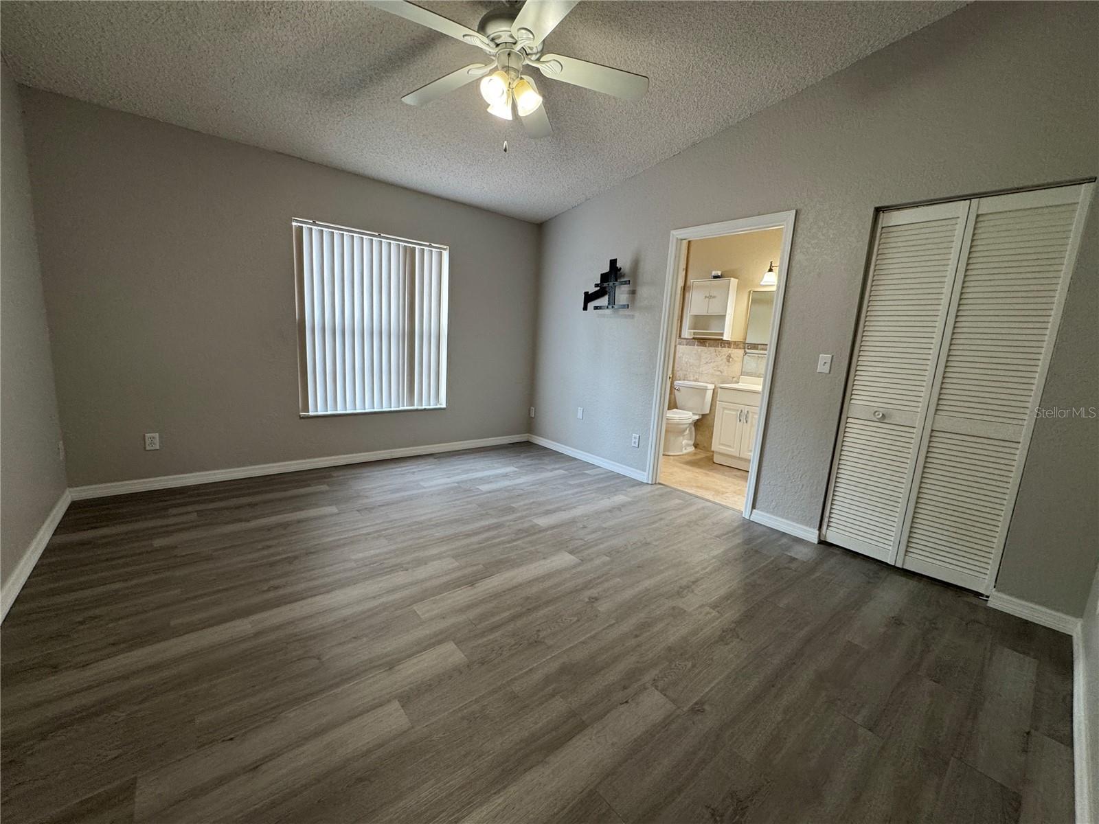 Image 19 of 40 For 4678 70th Street N