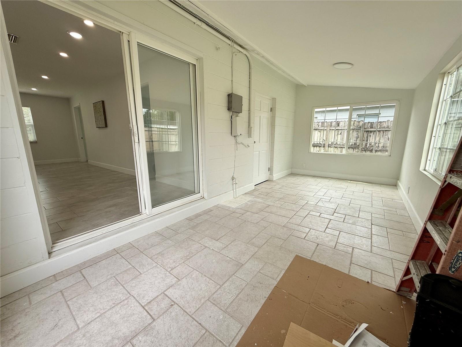 Image 18 of 23 For 5431 82nd Avenue N