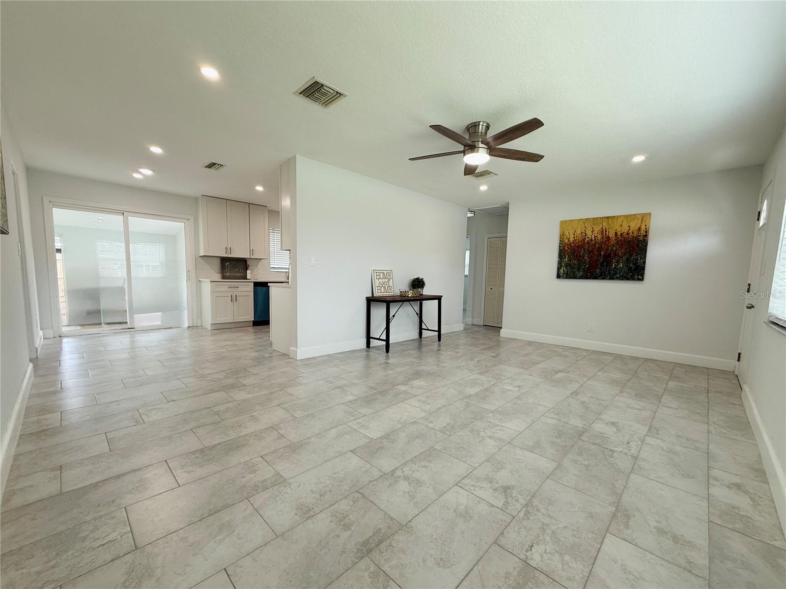 Image 7 of 23 For 5431 82nd Avenue N