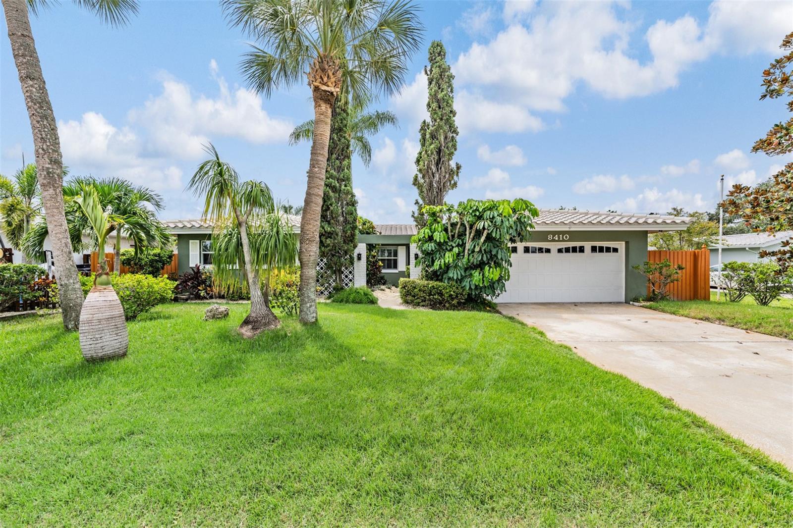 Details for 8410 Boulder Place, TAMPA, FL 33615