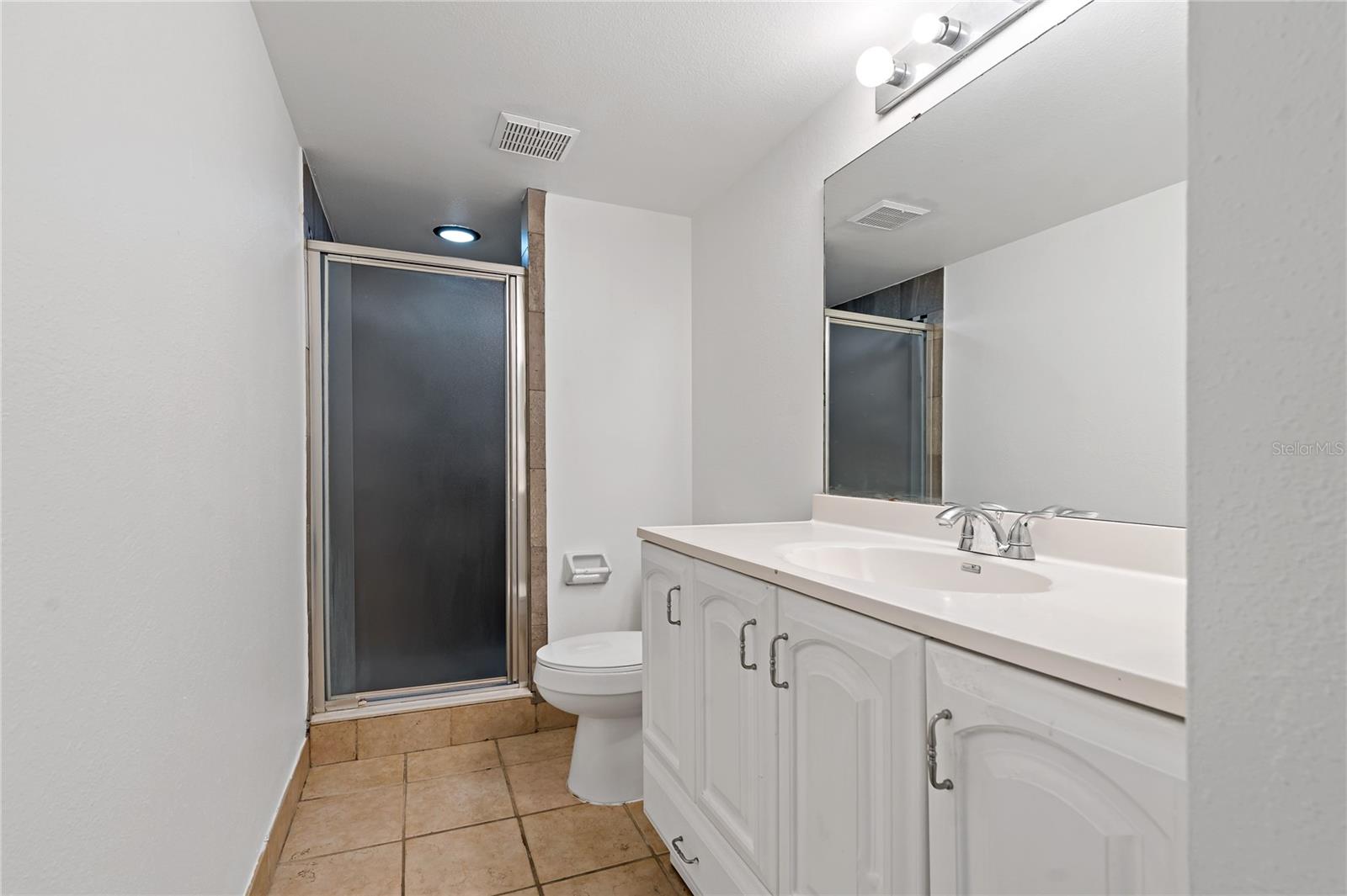 Image 11 of 24 For 122 Cypress Court 122