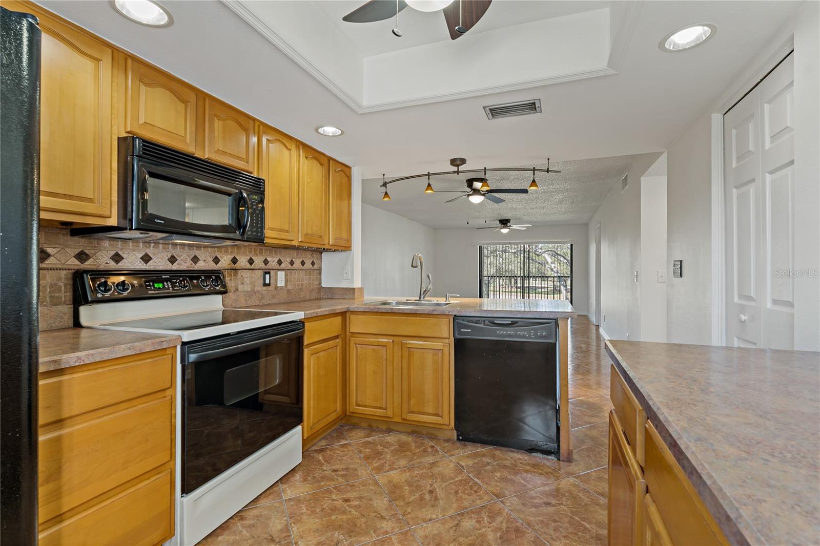 Image 7 of 24 For 122 Cypress Court 122