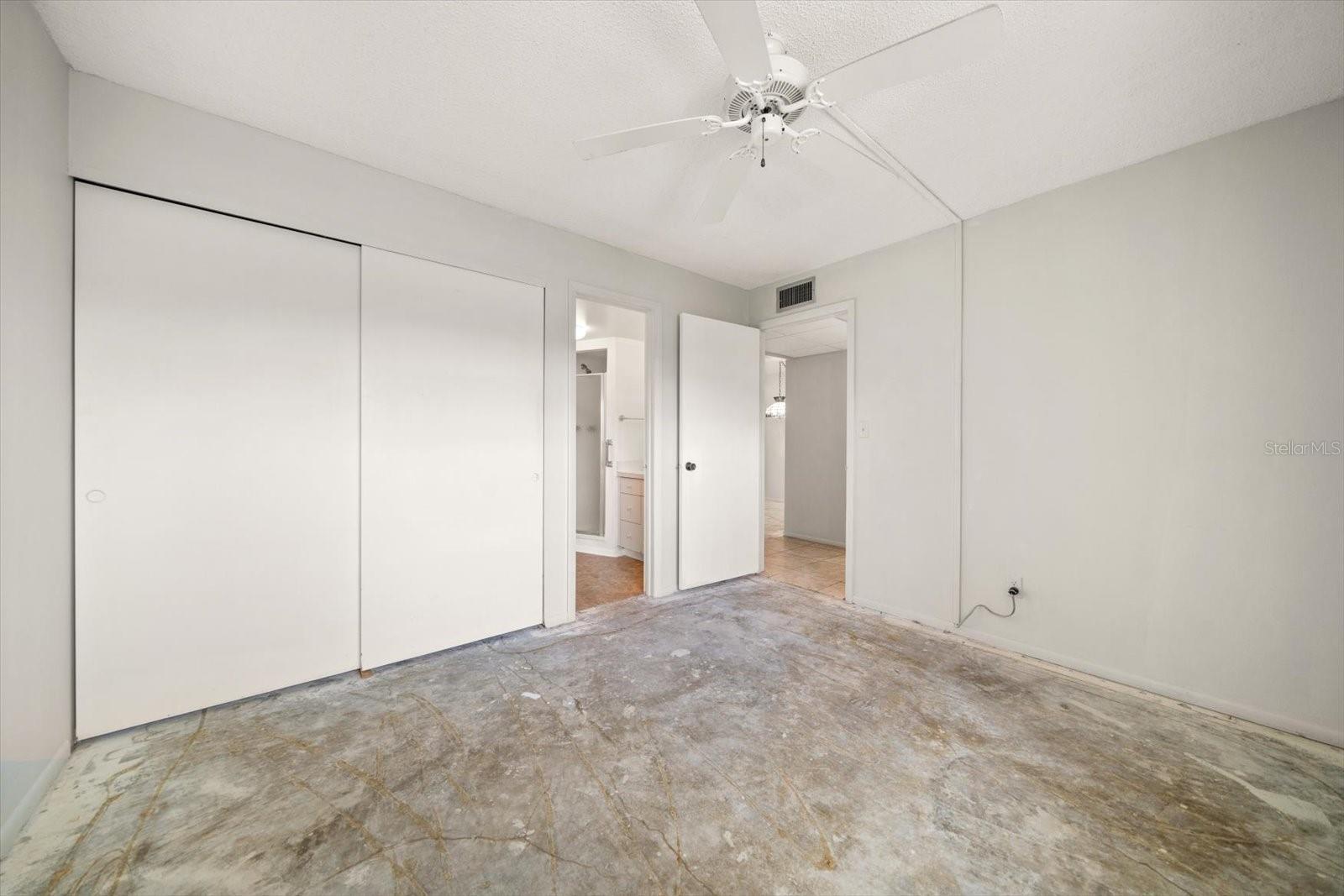 Image 20 of 26 For 12300 Vonn Road 4106