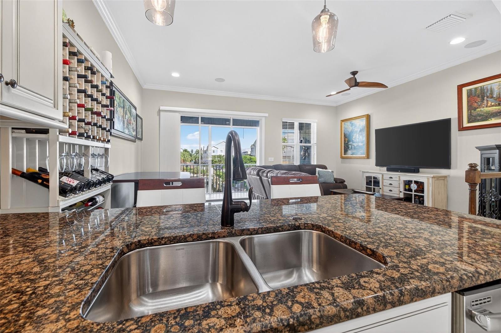 Image 12 of 46 For 6080 Moorings Drive S