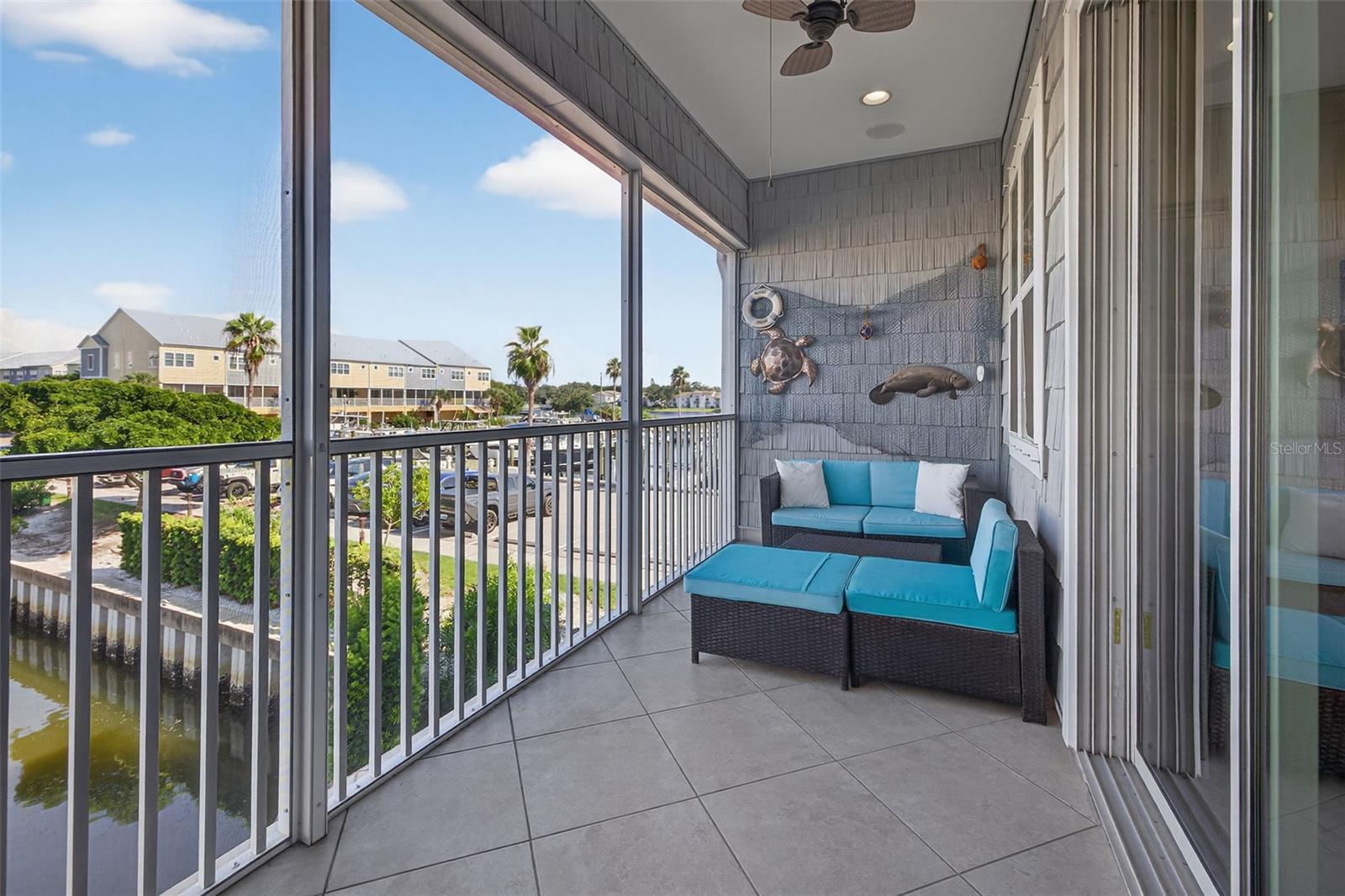 Image 16 of 46 For 6080 Moorings Drive S