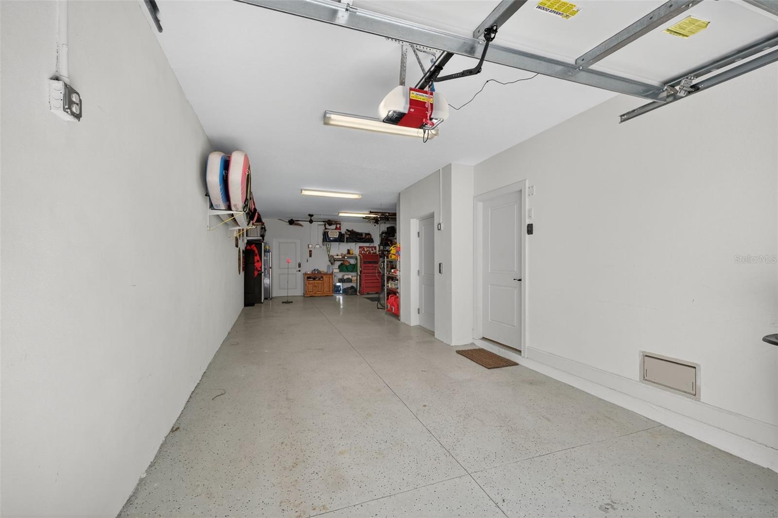 Image 27 of 46 For 6080 Moorings Drive S