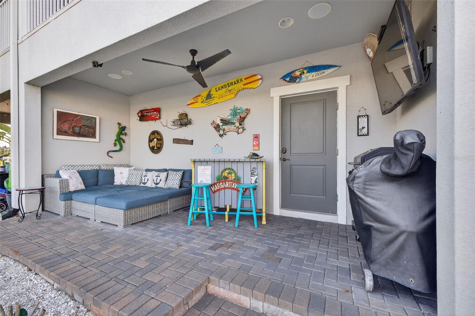 Image 30 of 46 For 6080 Moorings Drive S