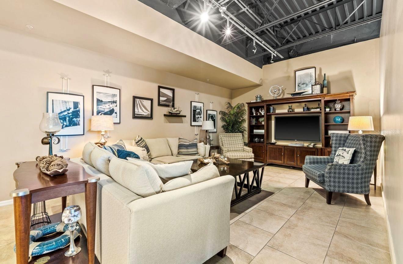 Image 40 of 46 For 6080 Moorings Drive S