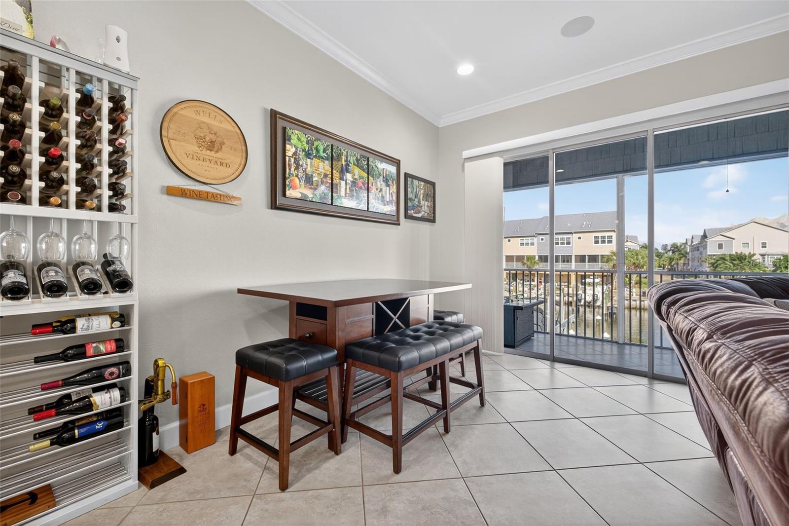 Image 6 of 46 For 6080 Moorings Drive S
