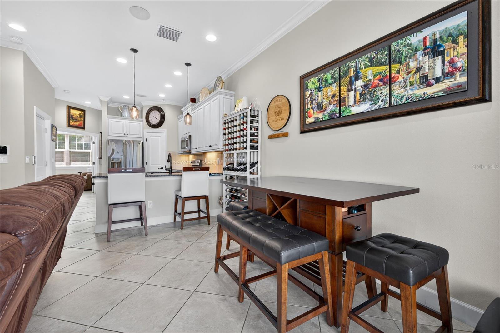 Image 7 of 46 For 6080 Moorings Drive S