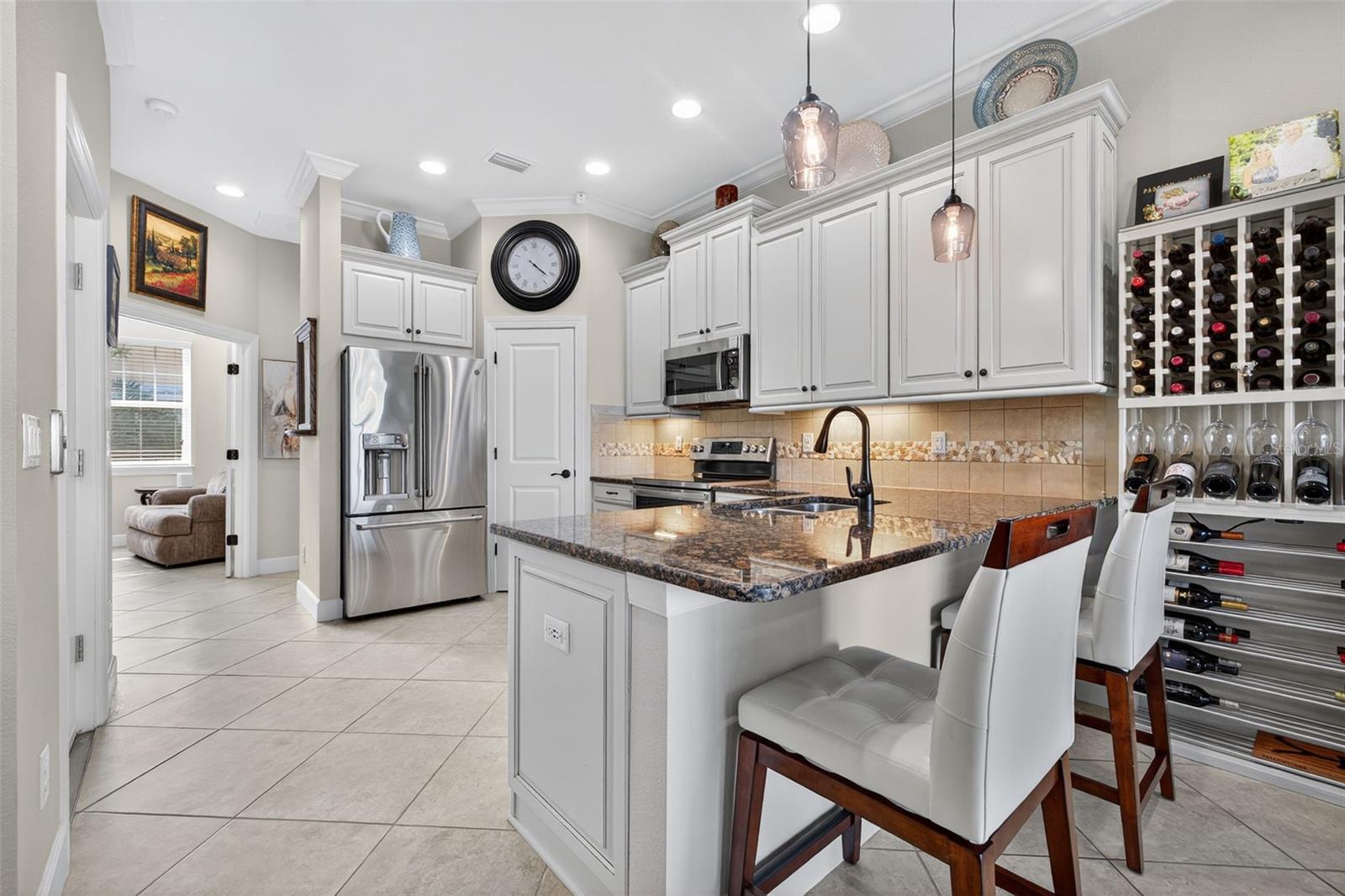 Image 8 of 46 For 6080 Moorings Drive S