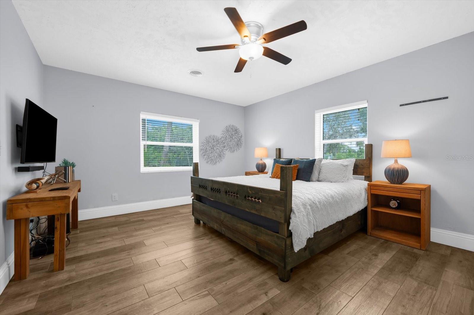 Image 31 of 100 For 768 Seminole Boulevard