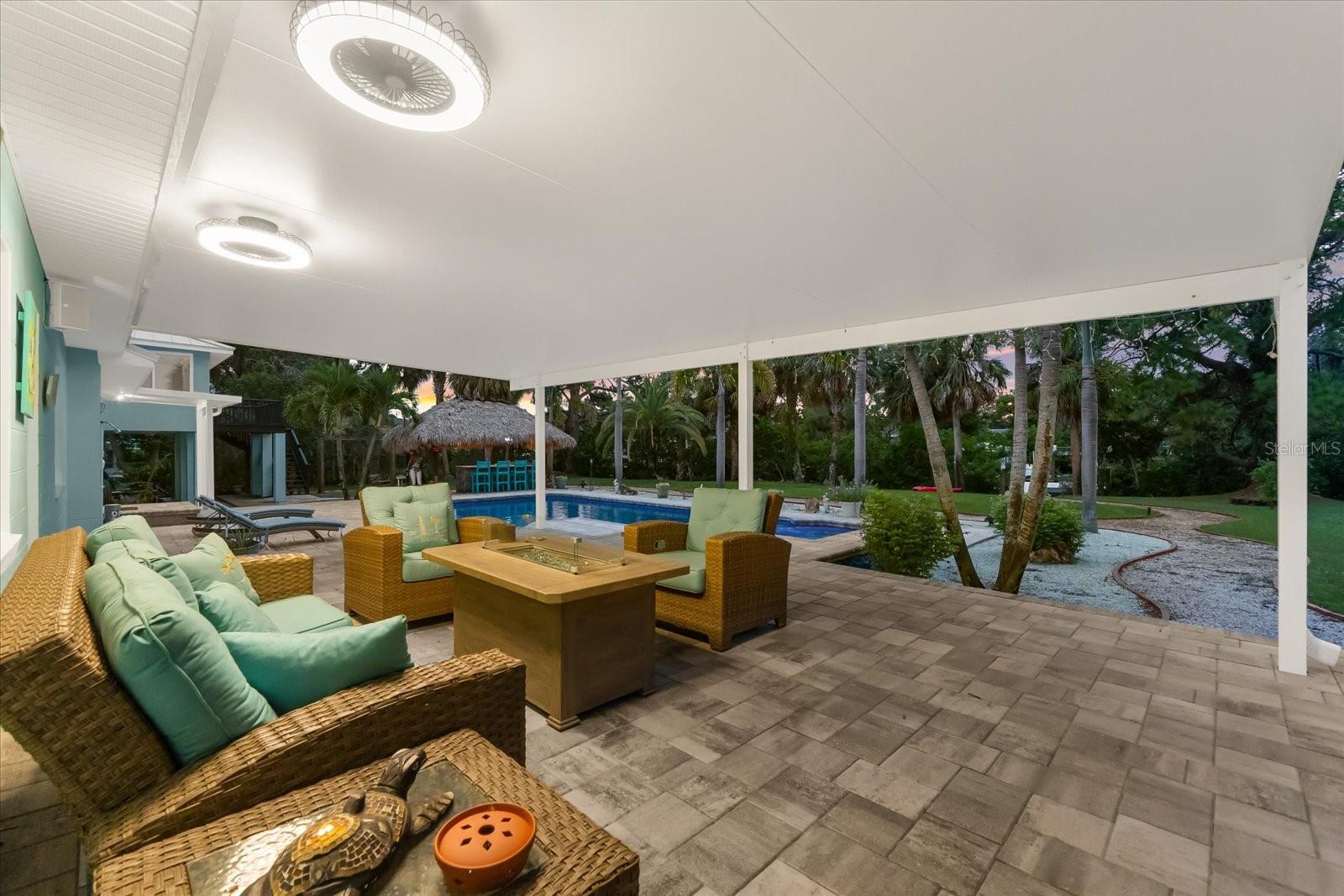 Image 72 of 100 For 768 Seminole Boulevard