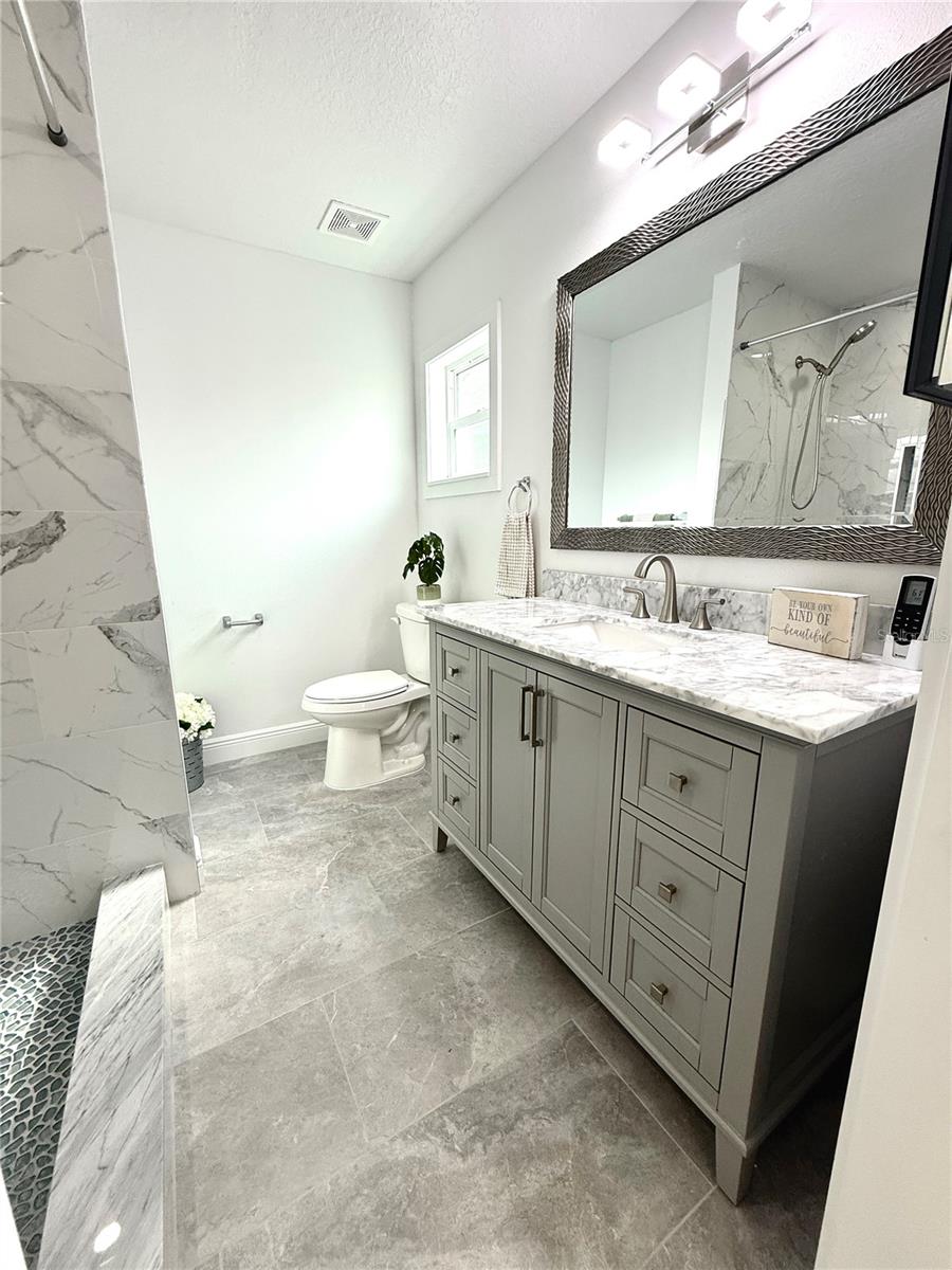 Image 9 of 20 For 6351 Hampton Drive N