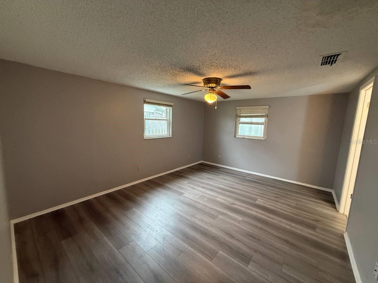 Image 10 of 17 For 6124 18th Street