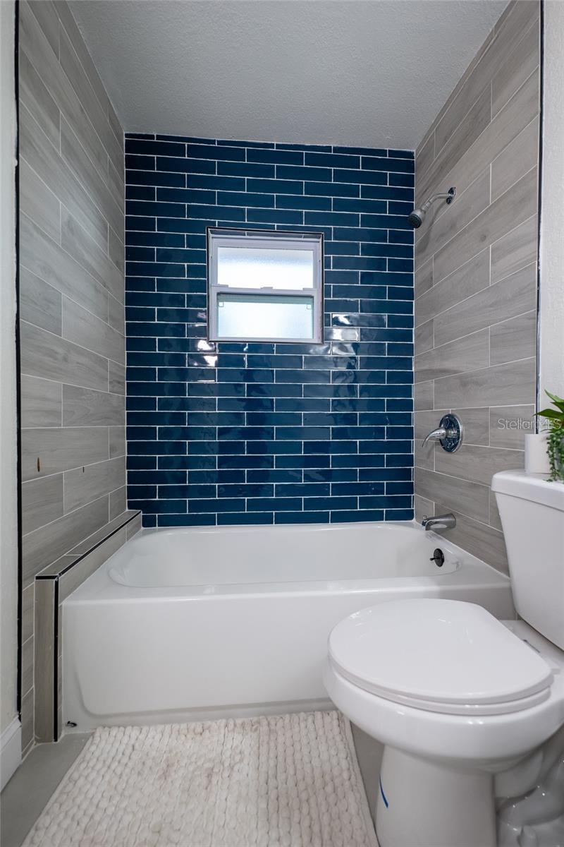 Image 14 of 20 For 2128 13th Street S