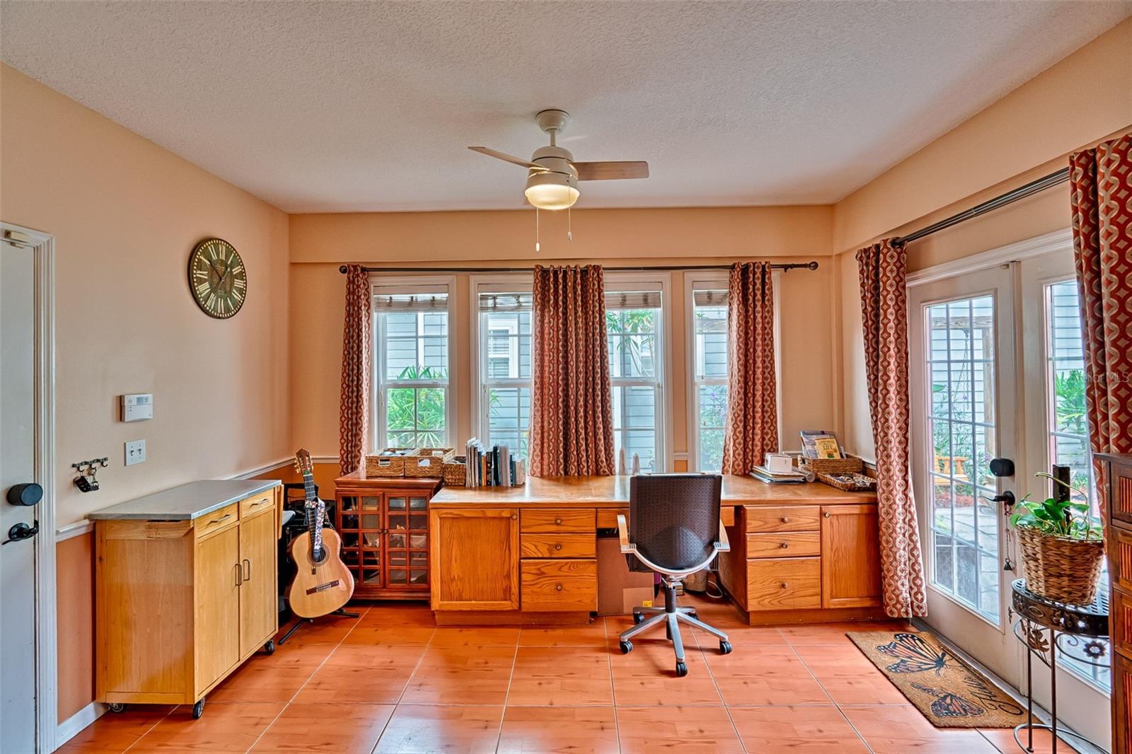 Image 19 of 45 For 12827 1st Place