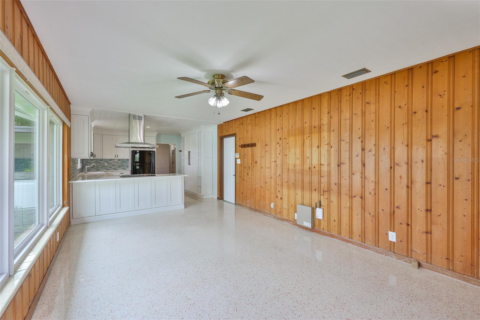 Image 18 of 59 For 14028 Blackjack Road