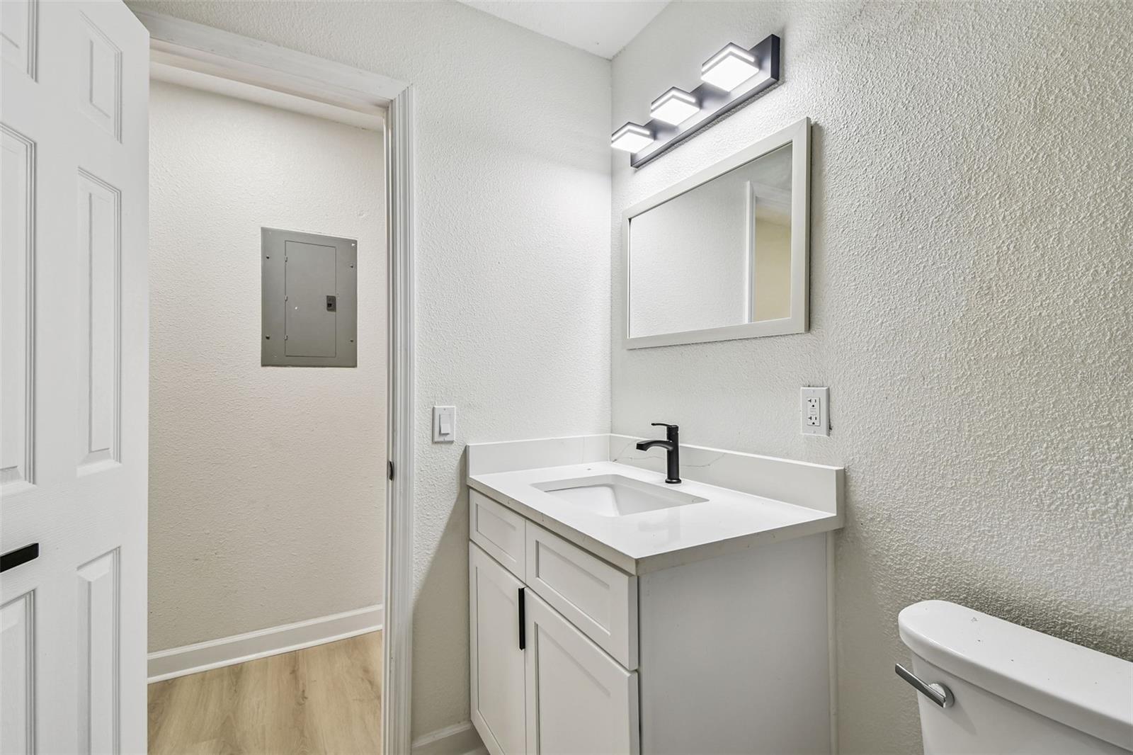 Image 17 of 65 For 14810 30th Street