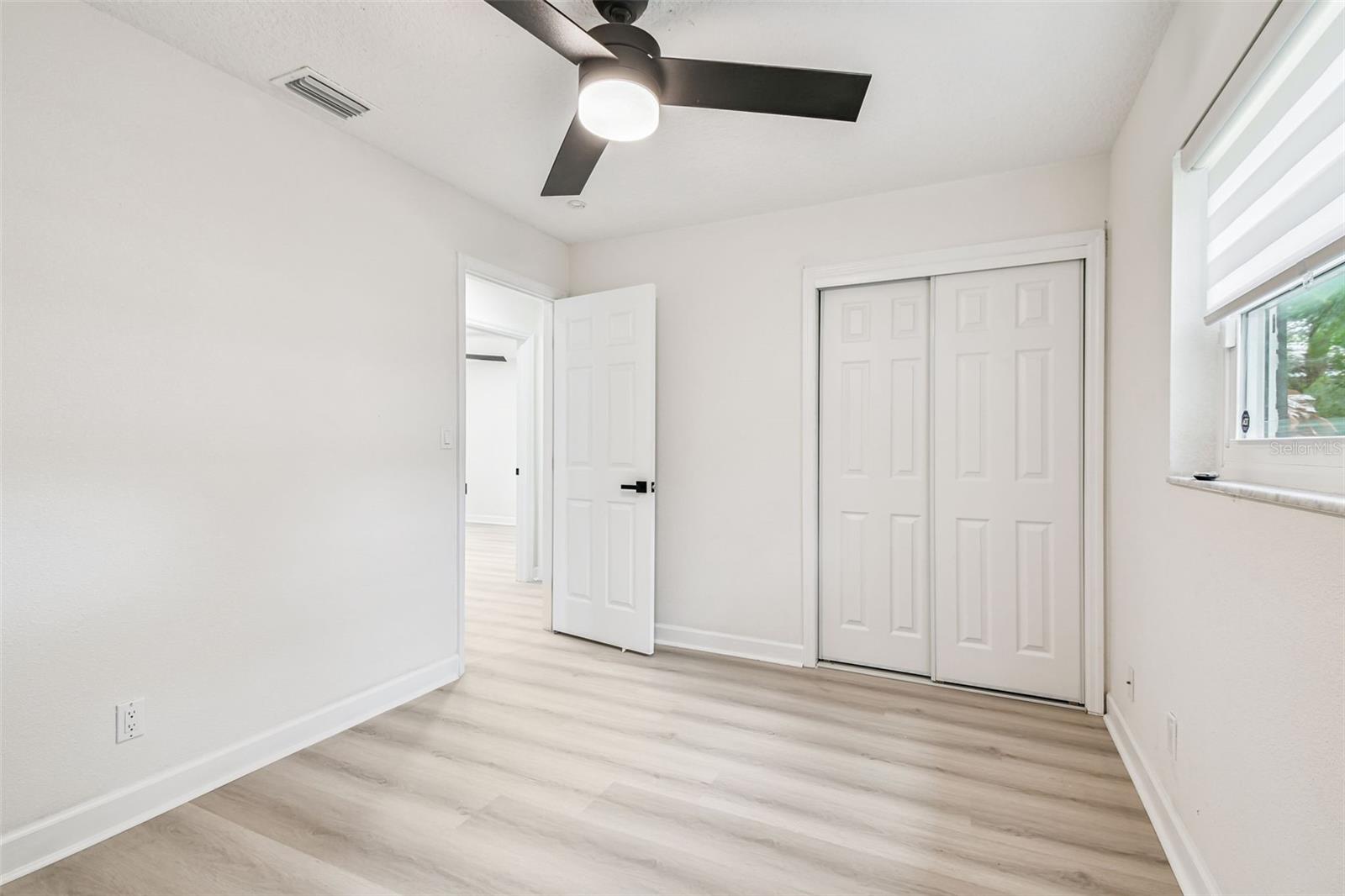 Image 20 of 65 For 14810 30th Street