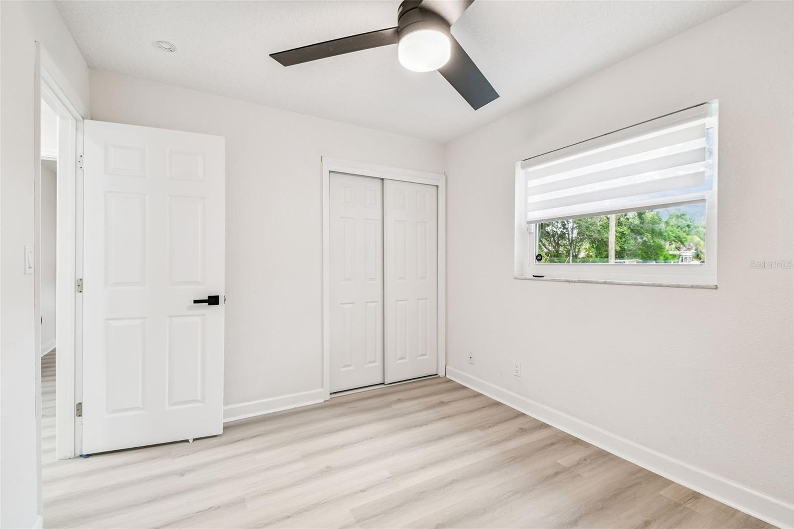 Image 21 of 65 For 14810 30th Street