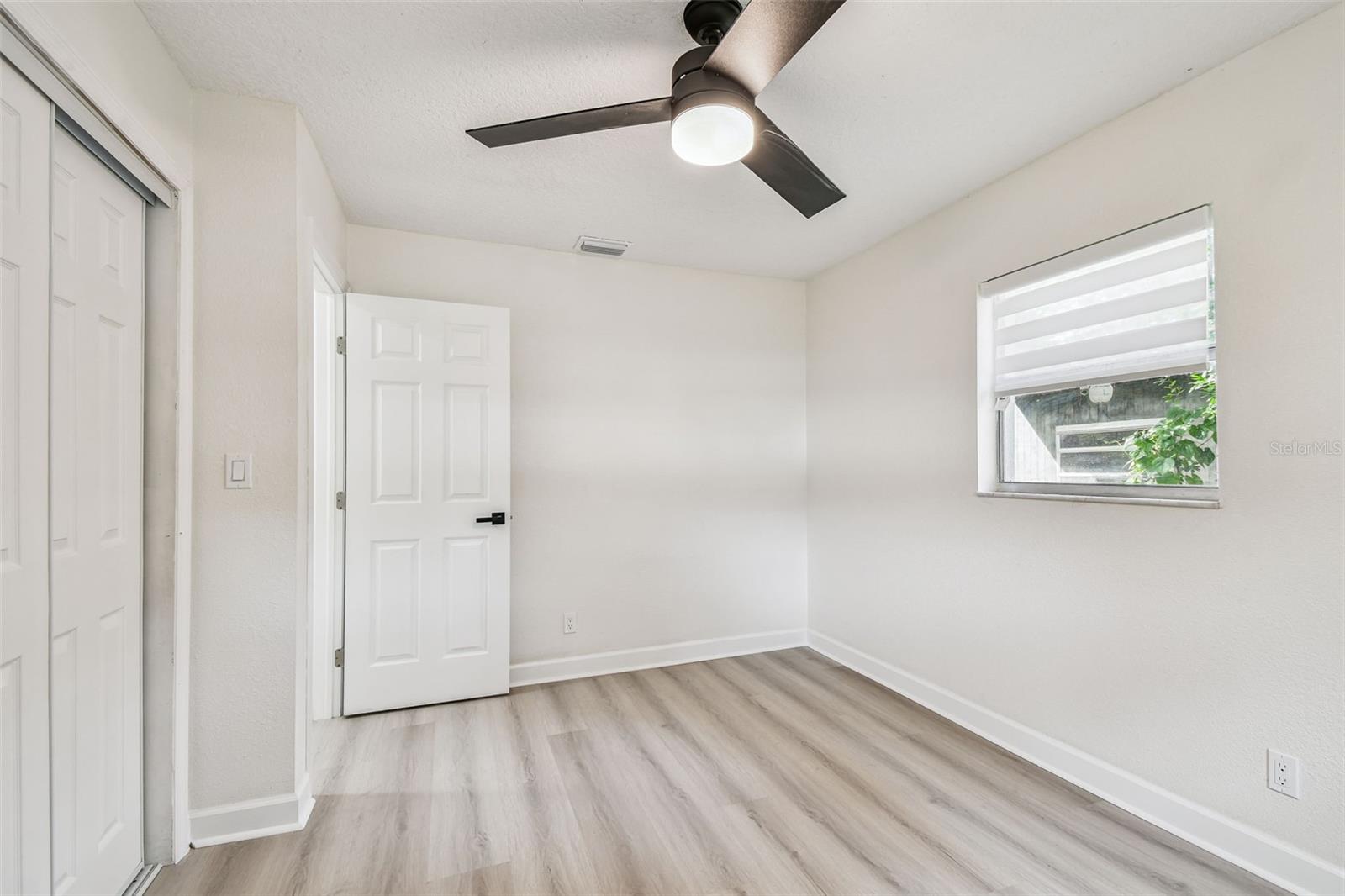 Image 25 of 65 For 14810 30th Street